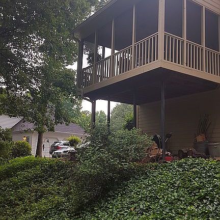 3rd image of 451 Congress Pkwy