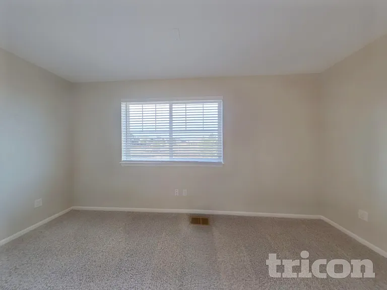 7191 S Oak Hill Cir — Photo 18