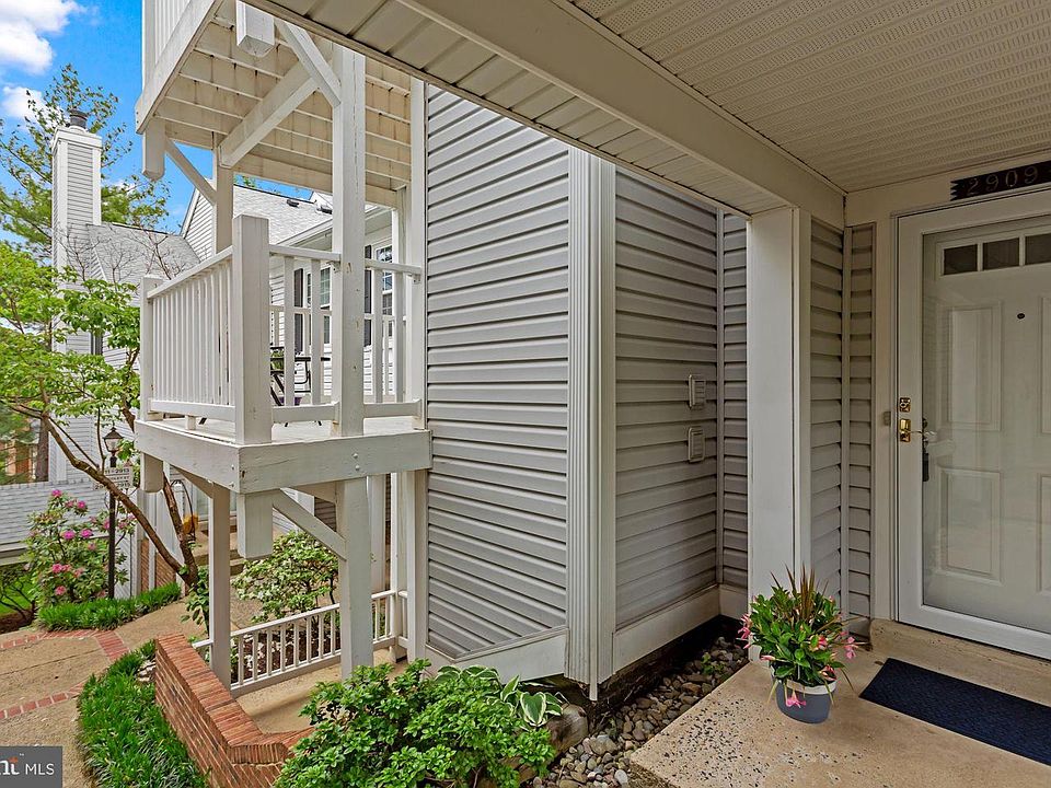 1st image of 2909 S Woodley St E #5