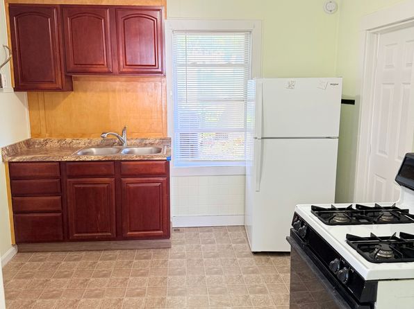 45 Hughes St APT 1