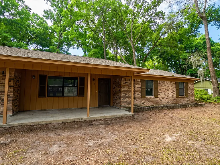 6 Oakwood Dr — Photo 9
