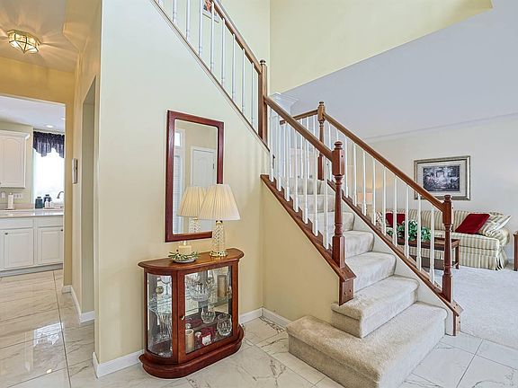 4th image of 838 Havenwood Ct