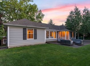8120 SW Maple Dr, Portland, OR 97225