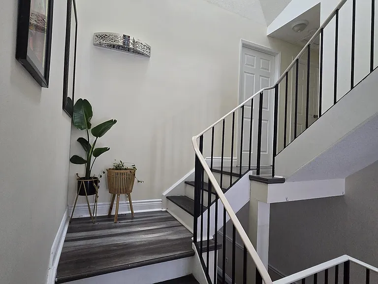 54 Green Valley Dr #32 — Photo 18