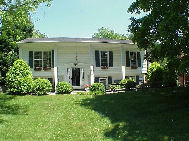 1st image of 3831 Kentland Dr SW