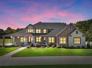 140 Blue Sky Dr, Defiance, MO