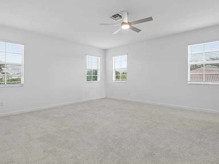 6843 Cobia Cir — Photo 24