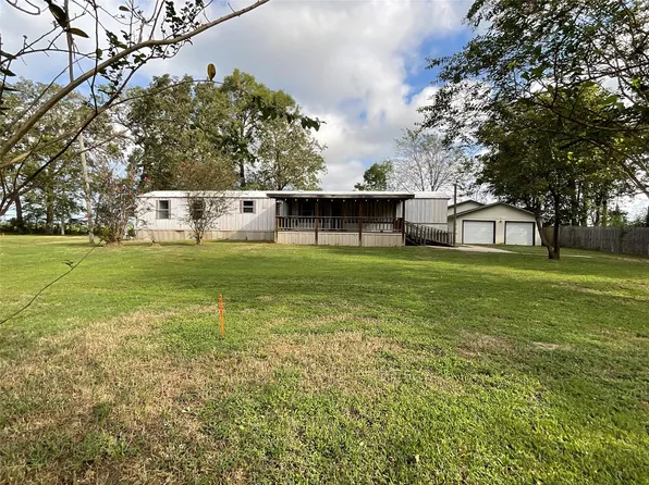 353 Gettysburg Dr, Livingston, TX 77351