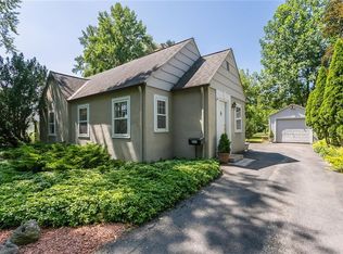 273 Valley Rd, Rochester, NY 14618