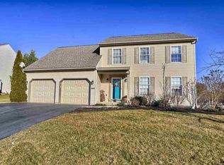 645 Apple Tree Ln, Mount Wolf, PA 17347