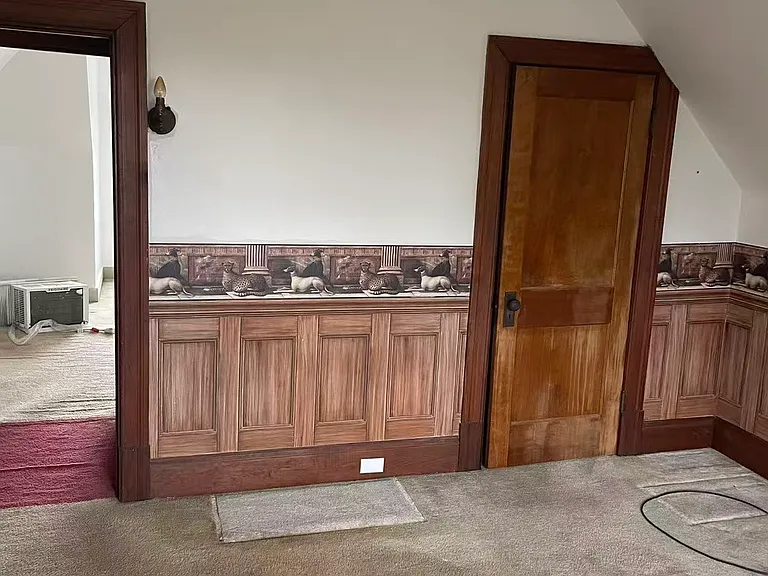 31 Claus Ave — Photo 18