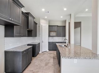 8415 Amber Bend Dr, Baytown, TX 77521