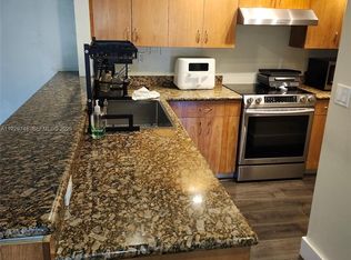 Le Club, Cutler Bay, FL 33189