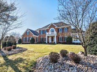 814 Polo Pl, Great Falls, VA 22066