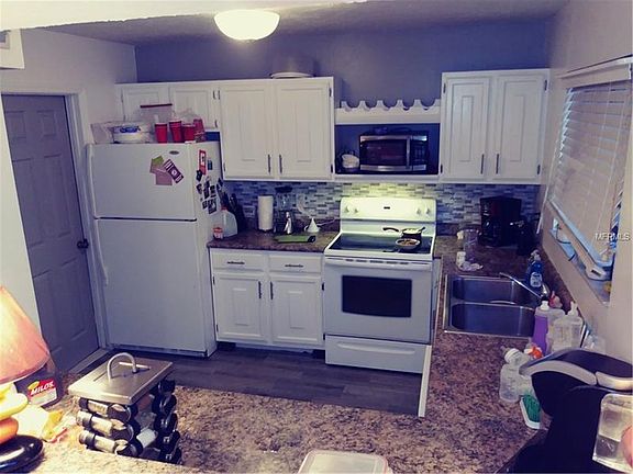 2nd image of 1836 Crystal Lake Dr #103