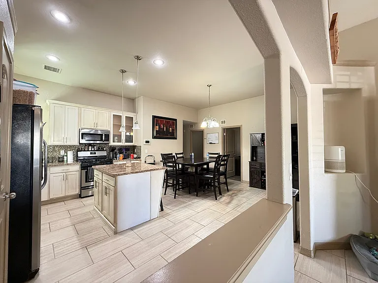 3856 Loma Cortez Dr — Photo 14