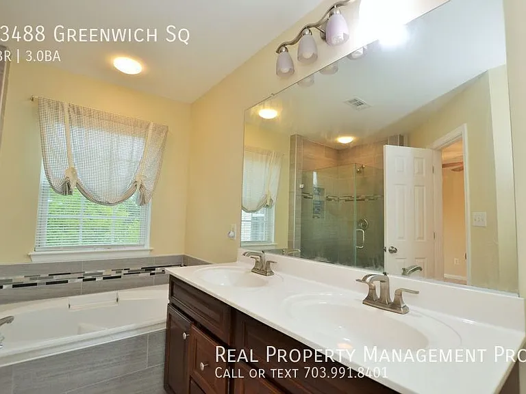 43488 Greenwich Sq — Photo 20