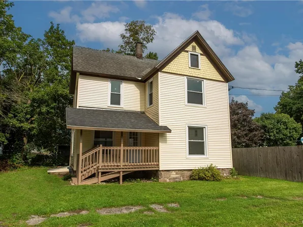 9 Grant St, Ilion, NY 13357