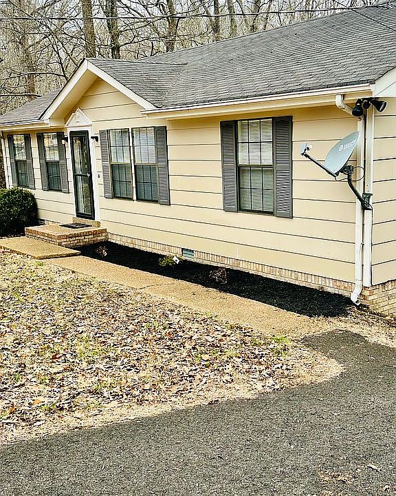 1st image of 1211 Winding Way