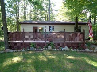 1675 Maple Point Rd, Beaverton, MI 48612