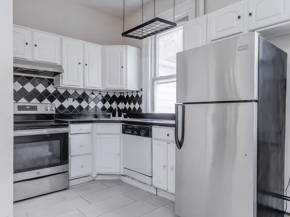 37 Pamrapo Avenue image 4 of 13