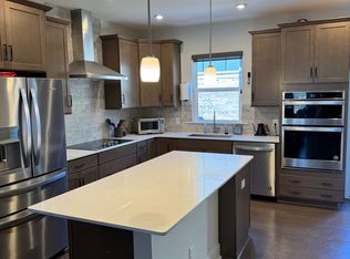 3714 Sky Haven Dr, Charlotte, NC 28209