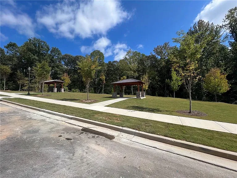 242 Wells Cir — Photo 21