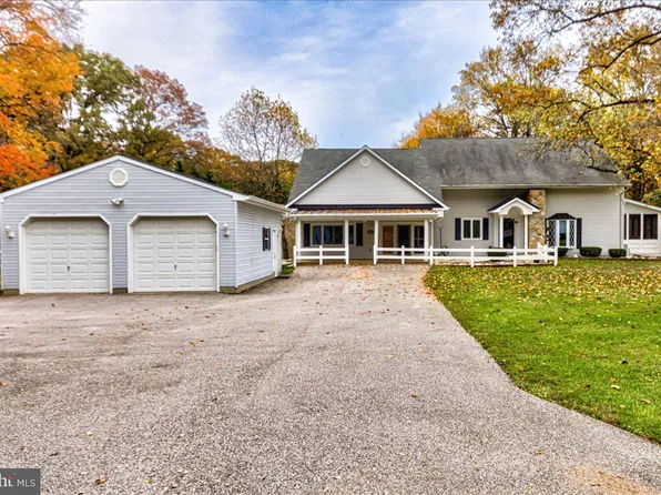 833 White Ave, Linthicum, MD 21090