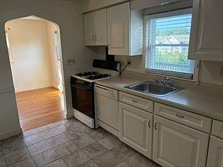 4th image of 74 Cambridge Rd #1