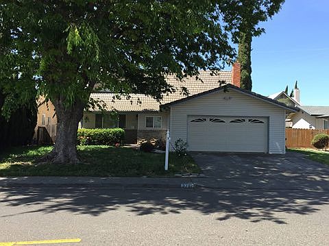 1st image of 2707 Orchid St