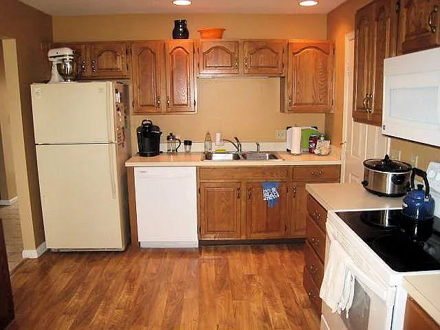 247 Crescent Dr — Photo 12