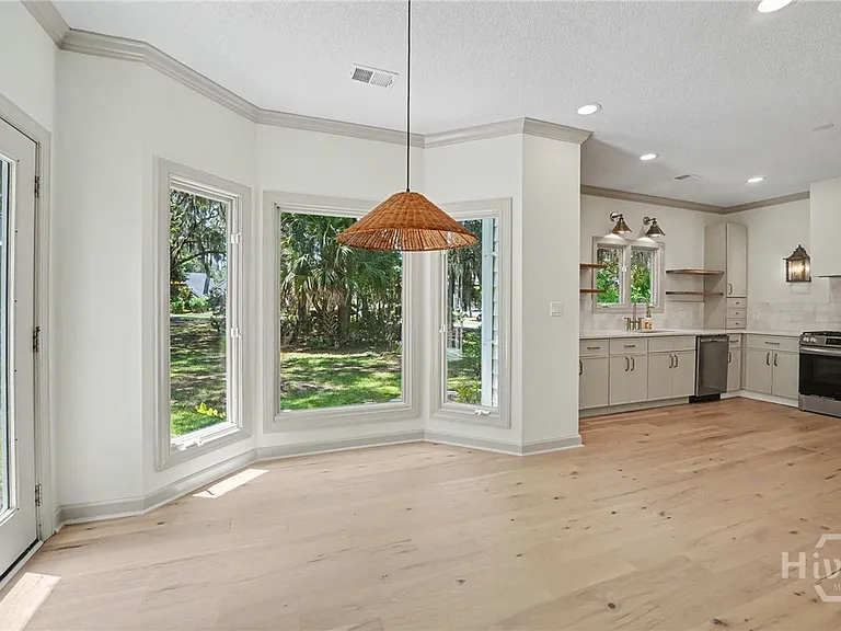 32 Sparnel Rd — Photo 16