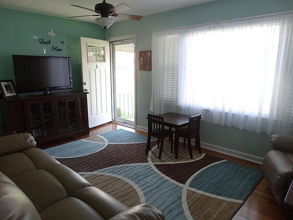 4th image of 3108 Oaklawn Ave NW
