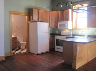 208 E Main St, Wayland, IA 52654