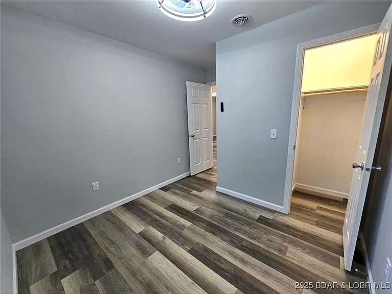 4861 University Ln — Photo 14