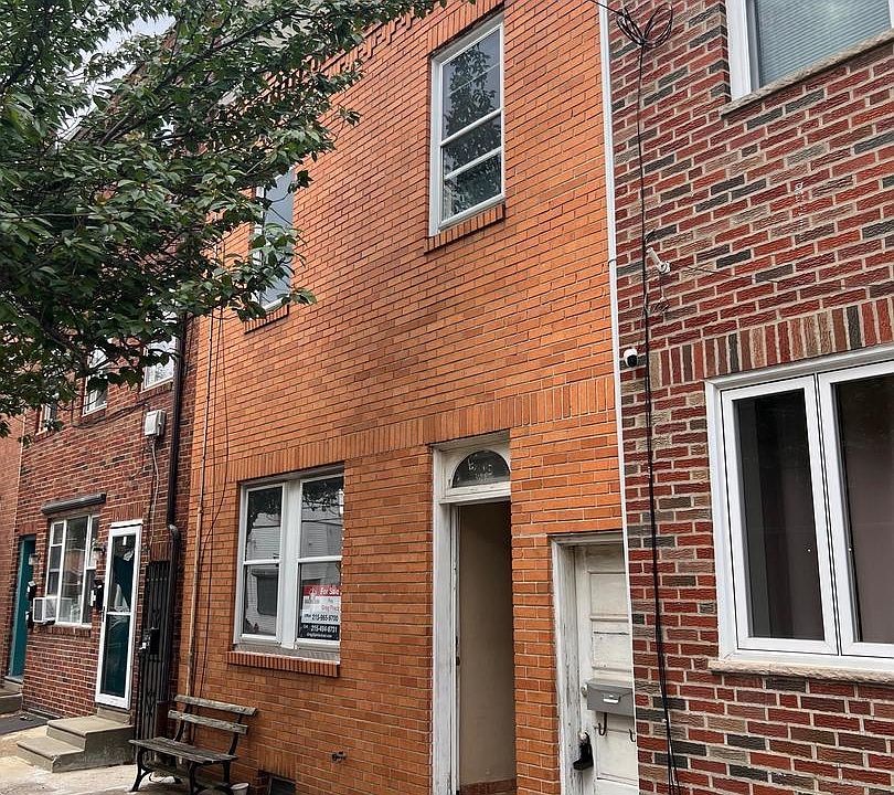 1st image of 2605 E Somerset St