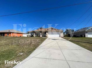 1805 NW 16th Pl, Cape Coral, FL 33993
