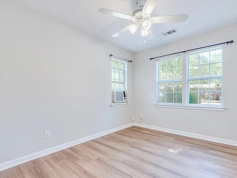609 Cottonwood St #B — Photo 4