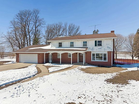 2nd image of 2320 190th St