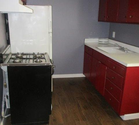 3rd image of 1640 Rumrill Blvd