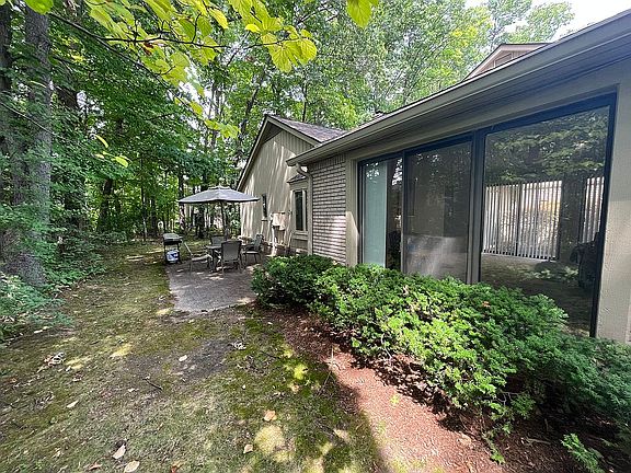 5th image of 1151 Glenpointe Ct