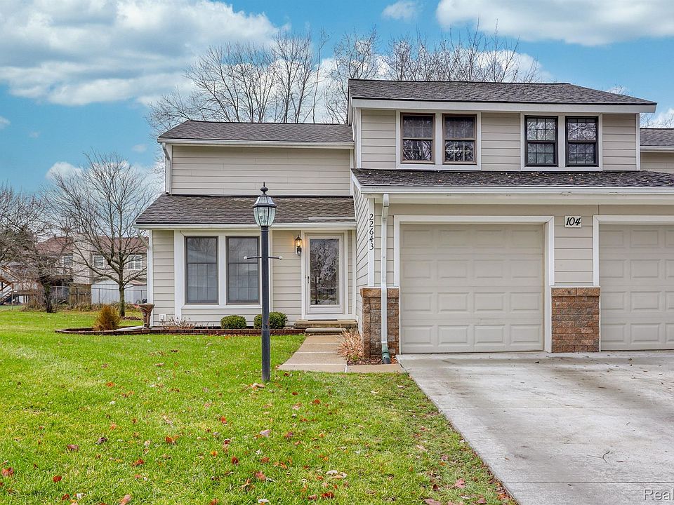 1st image of 22643 Cranbrooke Dr