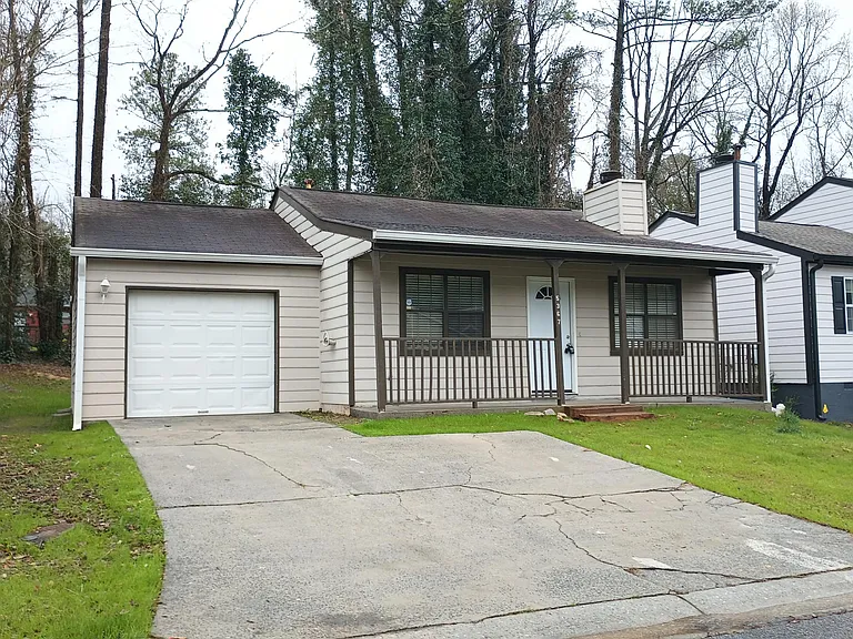 5367 Ridge Forest Dr — Photo 1