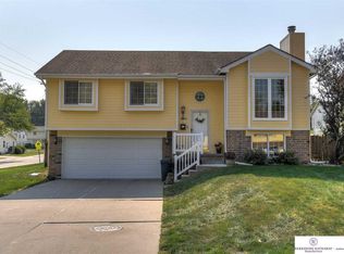 5005 Ruggles St, Omaha, NE 68104