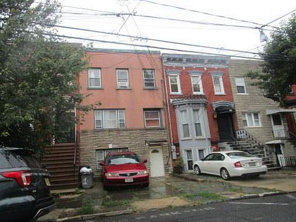 3rd image of 23 Magnolia Ave