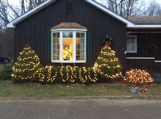 4 Maple Ave, South Burlington, VT 05403