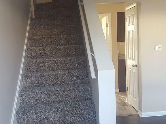 4th image of 480 North Ave APT 2