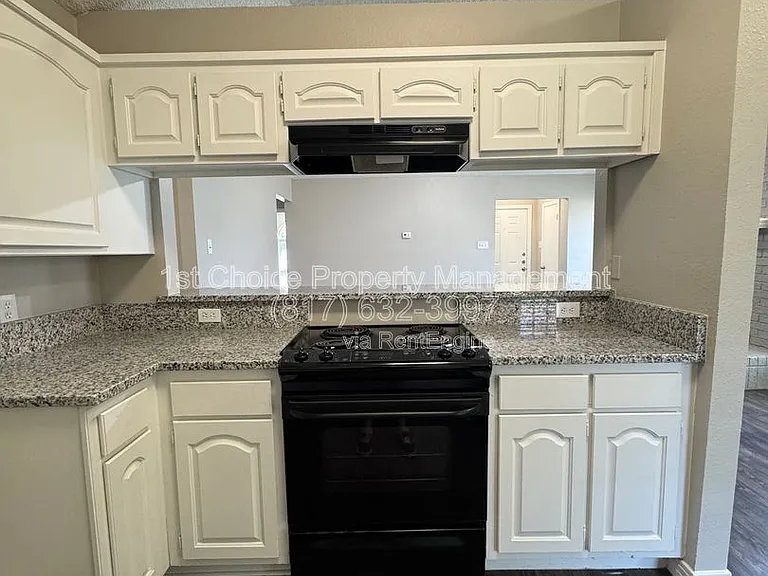 453 Little Valley Ct — Photo 10