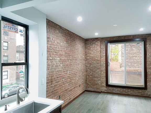 2nd image of 327 Montgomery St #2