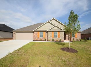 497 Rossi Dr, Springdale, AR 72762